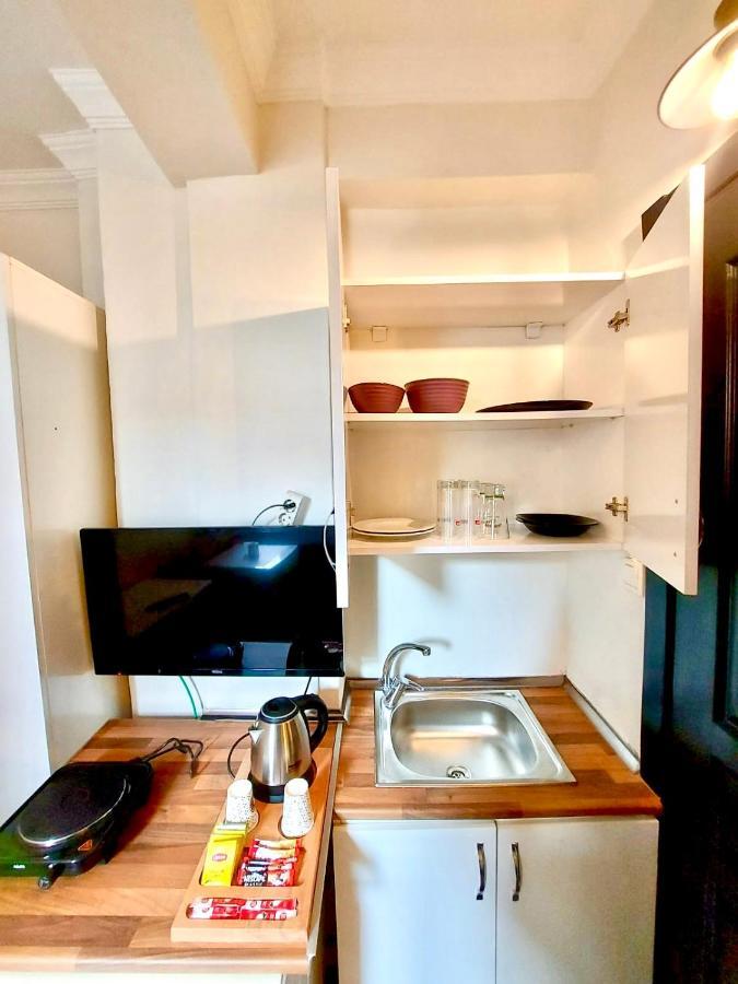 Mates Istiklal Suites Istanbul Ngoại thất bức ảnh