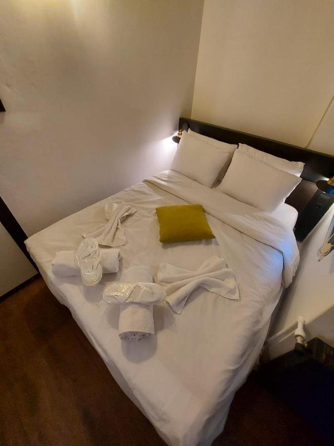 Mates Istiklal Suites Istanbul Ngoại thất bức ảnh
