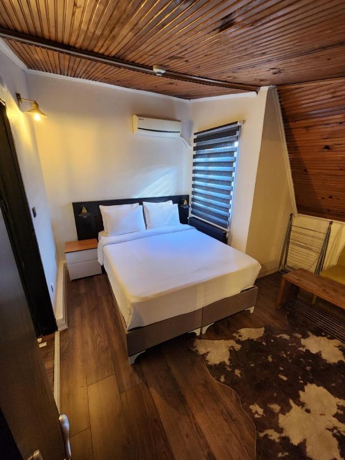 Mates Istiklal Suites Istanbul Ngoại thất bức ảnh