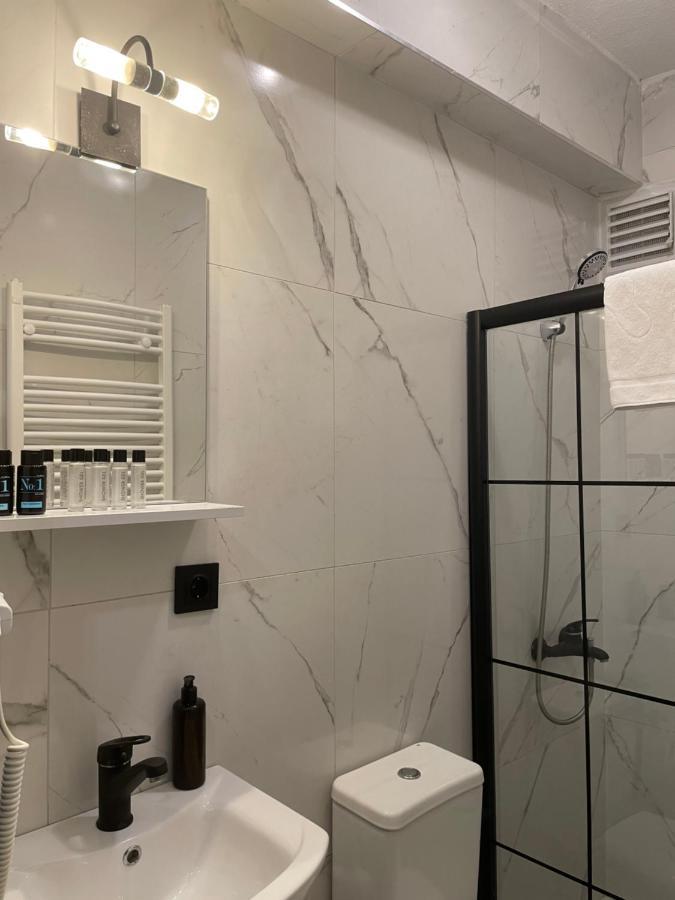 Mates Istiklal Suites Istanbul Ngoại thất bức ảnh