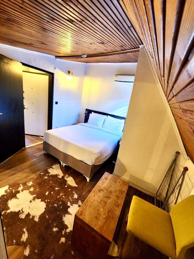 Mates Istiklal Suites Istanbul Ngoại thất bức ảnh