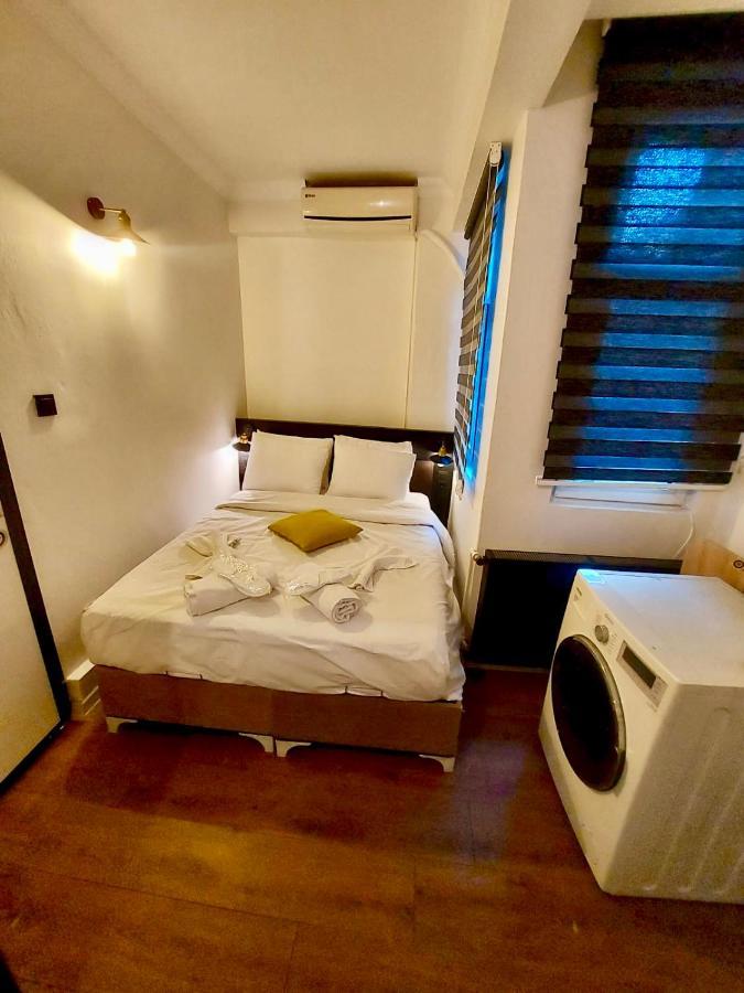 Mates Istiklal Suites Istanbul Ngoại thất bức ảnh