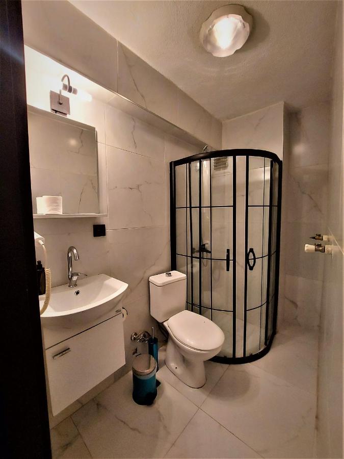 Mates Istiklal Suites Istanbul Ngoại thất bức ảnh