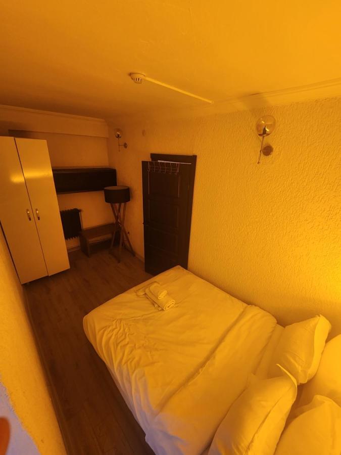 Mates Istiklal Suites Istanbul Ngoại thất bức ảnh